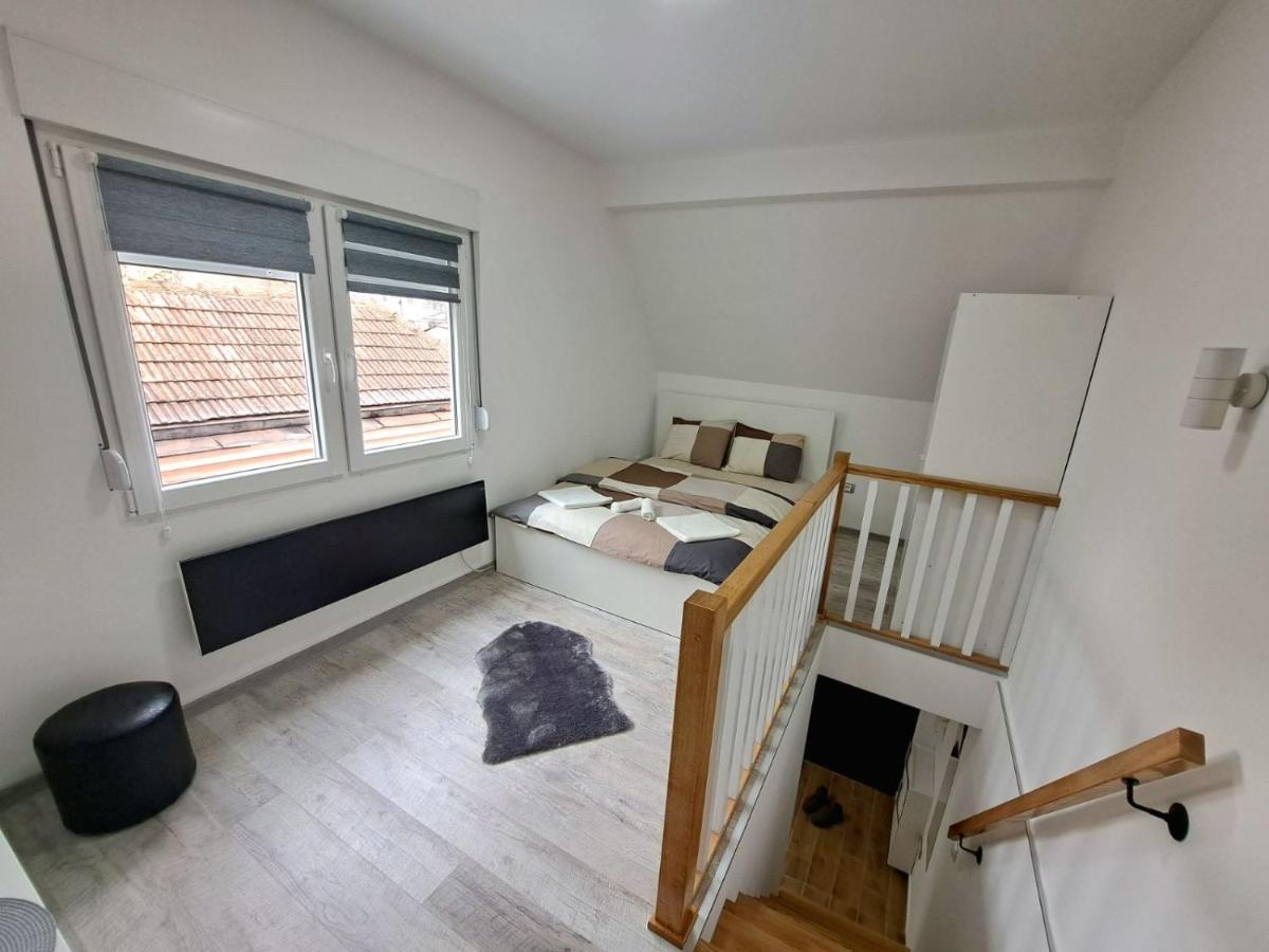 Mini Duplex Apartman Dusanovac Esterno foto