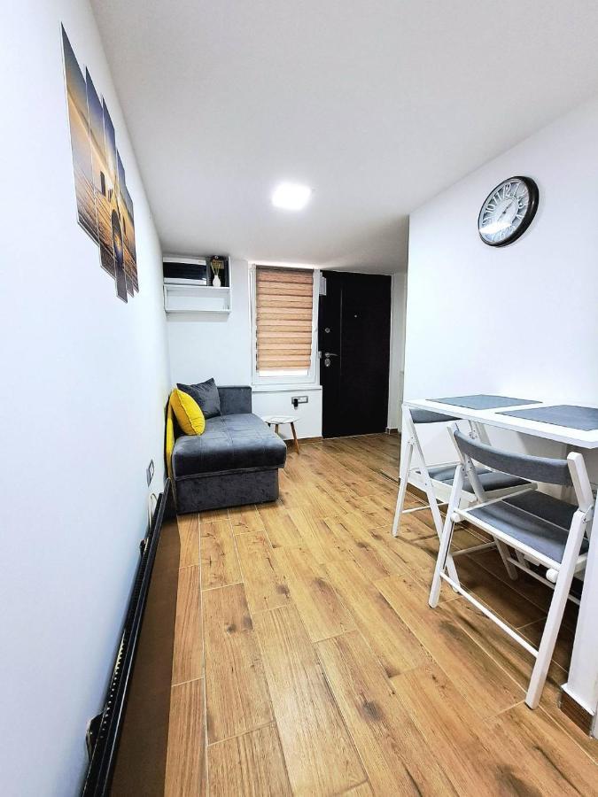 Mini Duplex Apartman Dusanovac Esterno foto